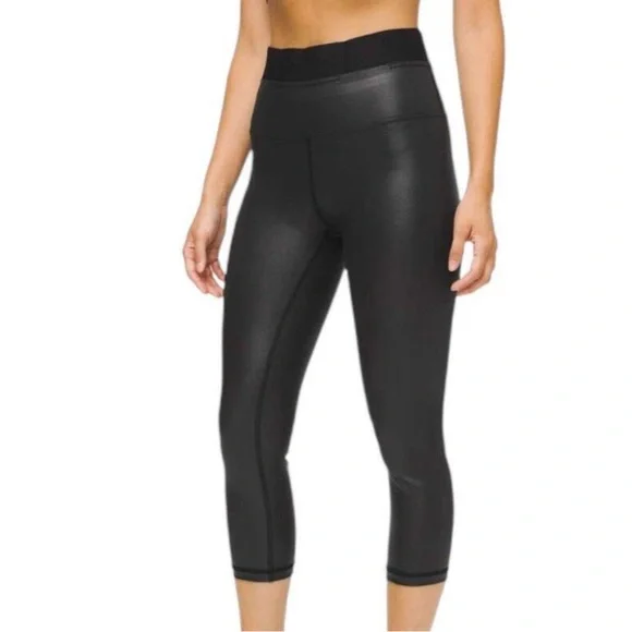 Lululemon Women's Power Position S High Rise Crop
21" Matte Black Foil Size 4 - Picture 1 of 4